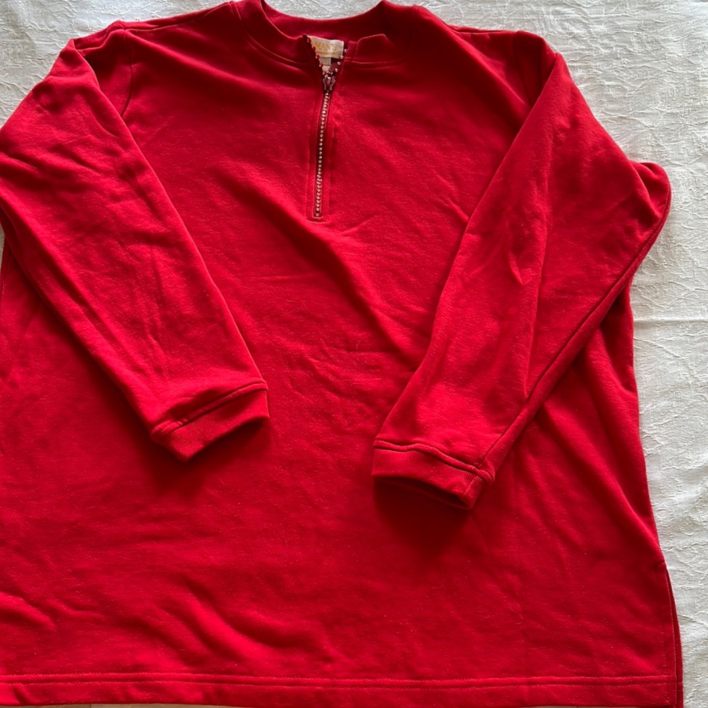Red sweatshirt top Sz M